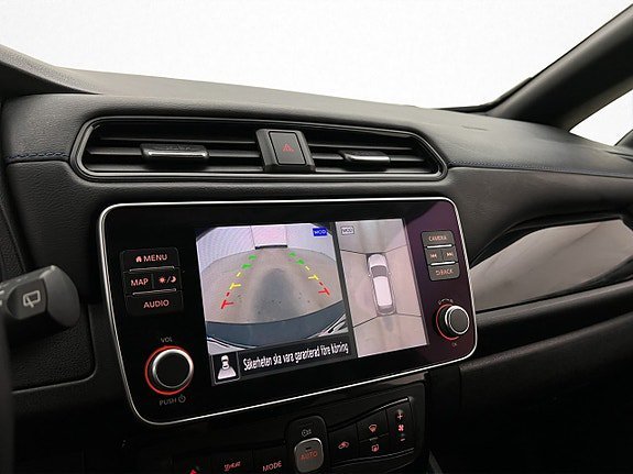 Vehicle Image 24