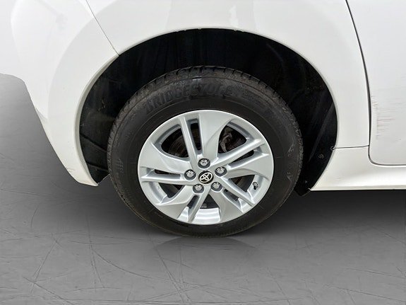 Vehicle Image 31