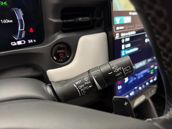 Vehicle Image 32