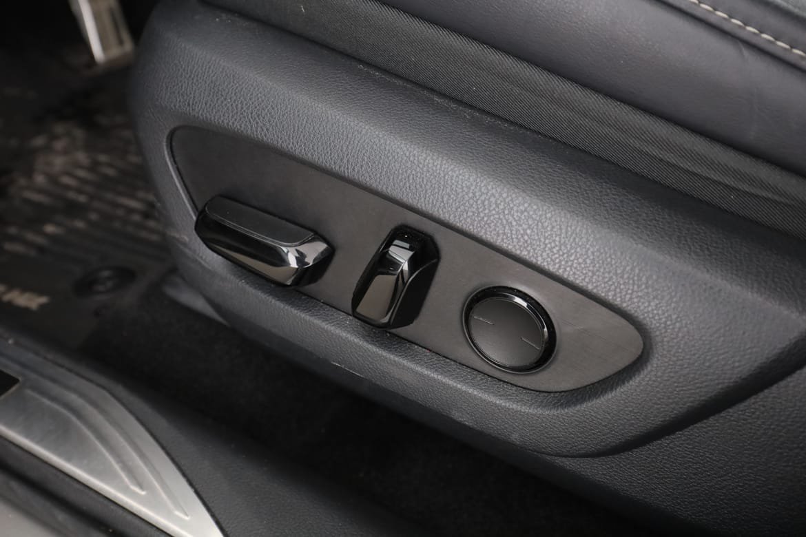 Vehicle Image 39