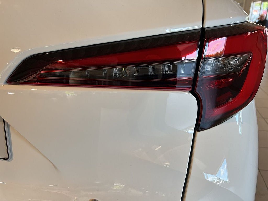 Vehicle Image 21