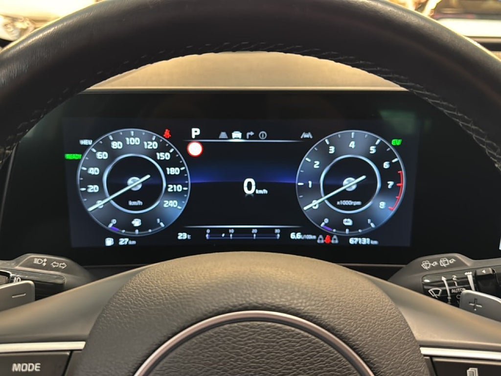 Vehicle Image 19