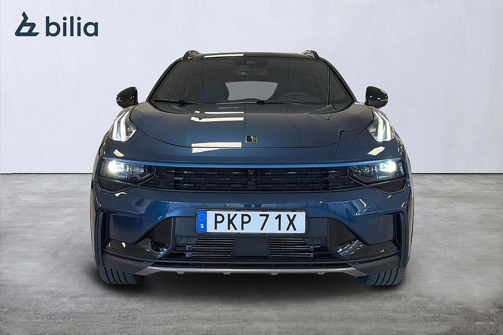 Vehicle Image 6