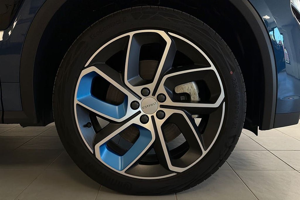 Vehicle Image 17