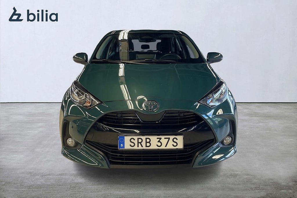 Vehicle Image 6