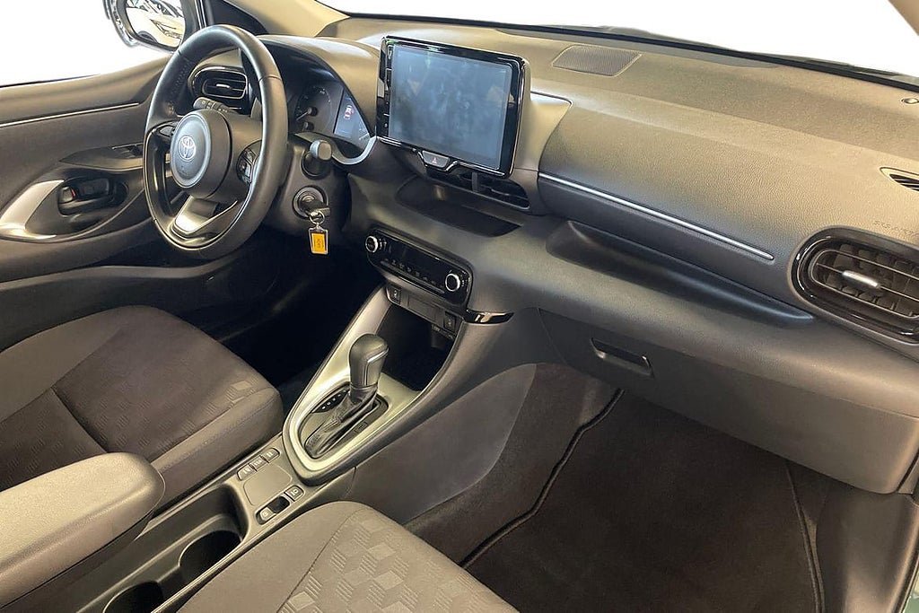 Vehicle Image 7