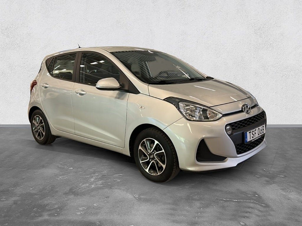 Vehicle Image 7