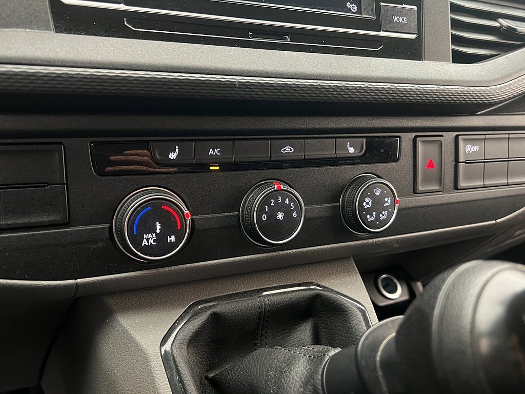 Vehicle Image 27