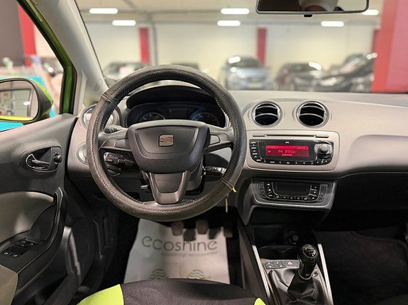 Vehicle Image 11