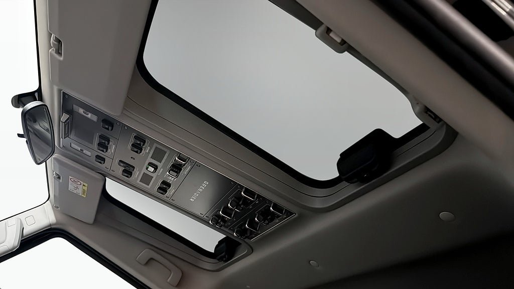 Vehicle Image 13