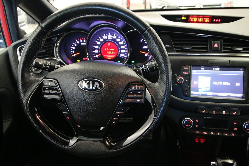 Vehicle Image 17