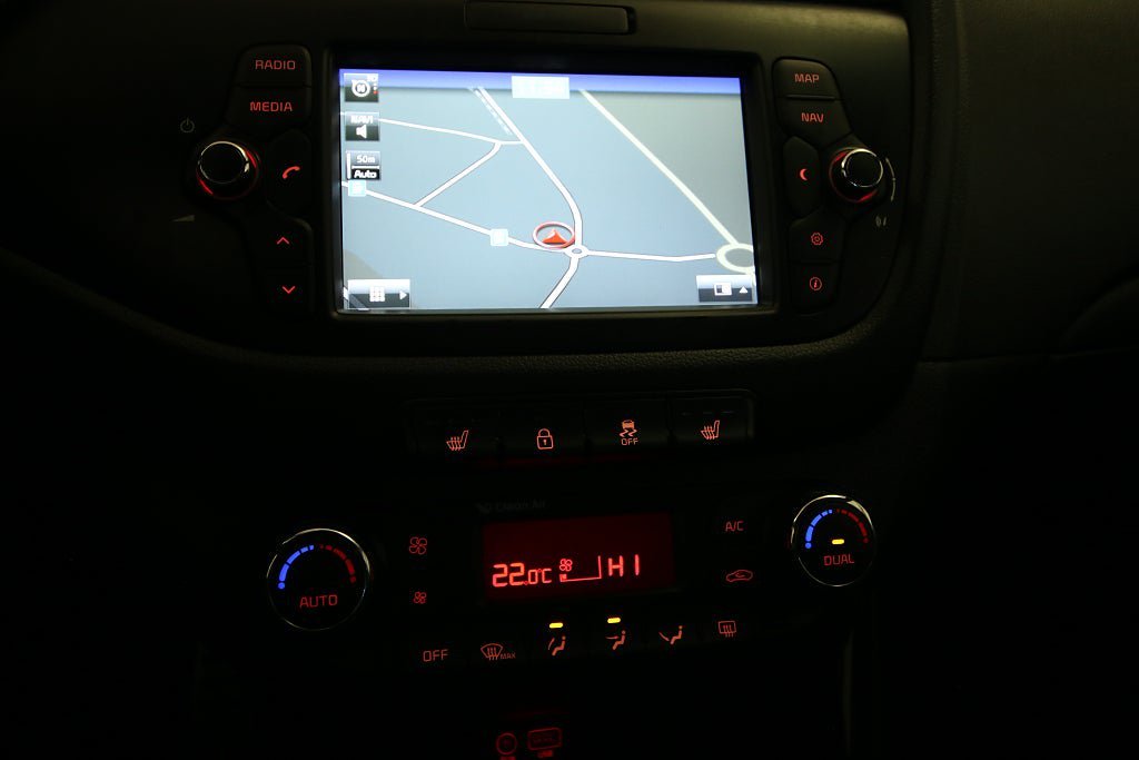 Vehicle Image 22