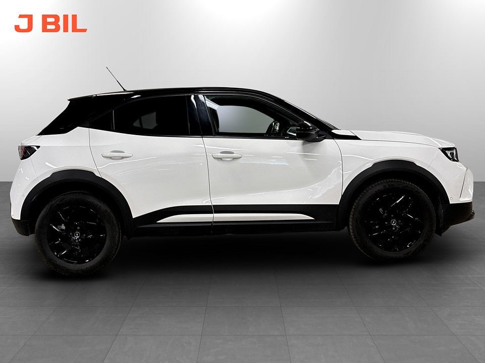 Vehicle Image 17