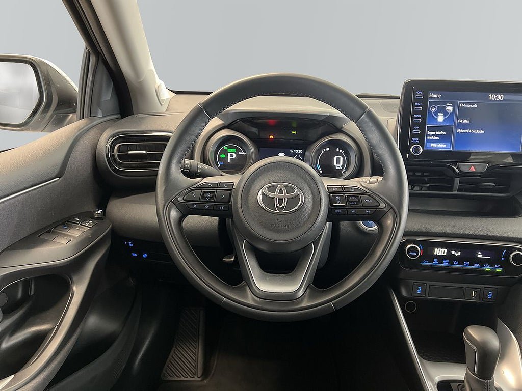Vehicle Image 9