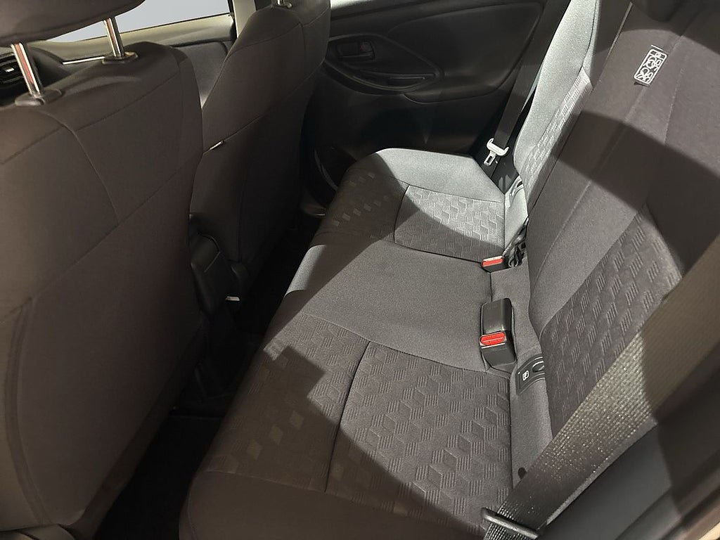 Vehicle Image 7