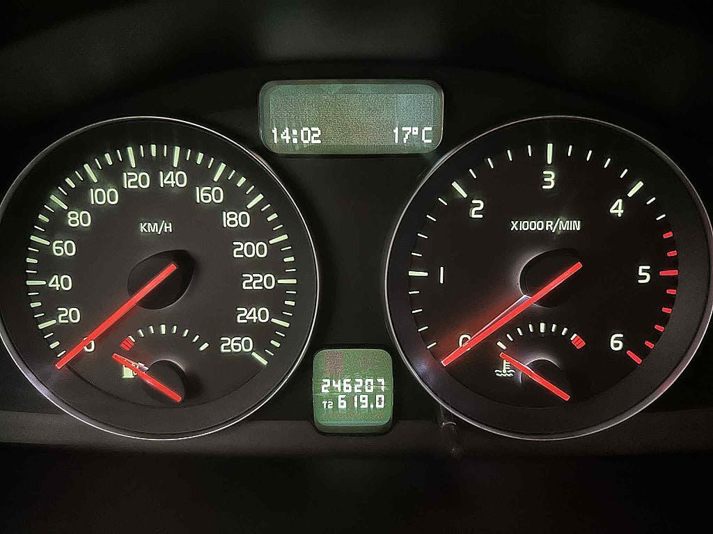 Vehicle Image 13