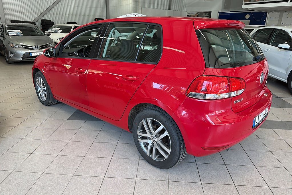 Vehicle Image 6