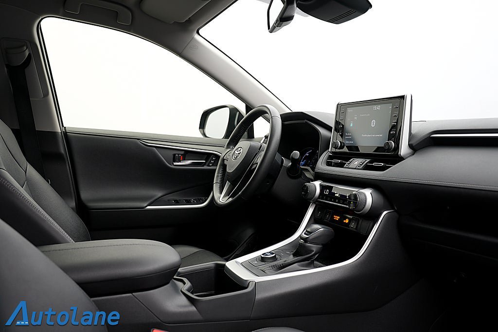 Vehicle Image 16