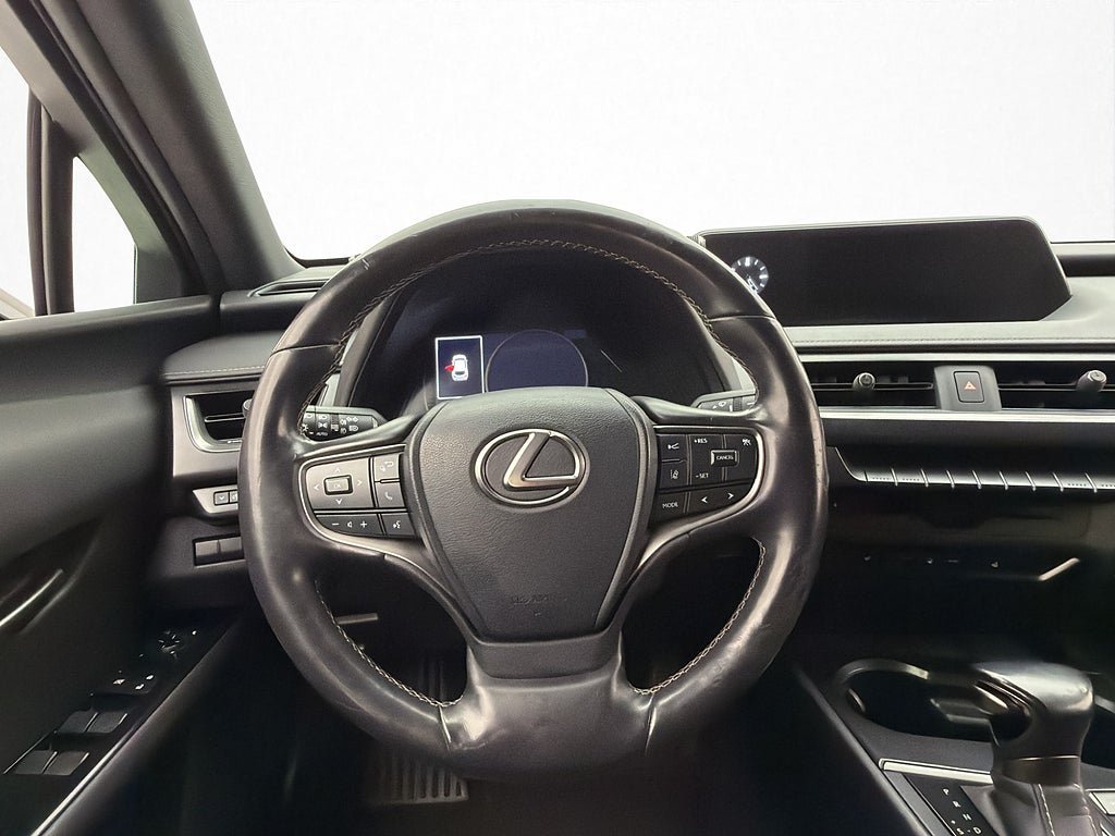 Vehicle Image 13