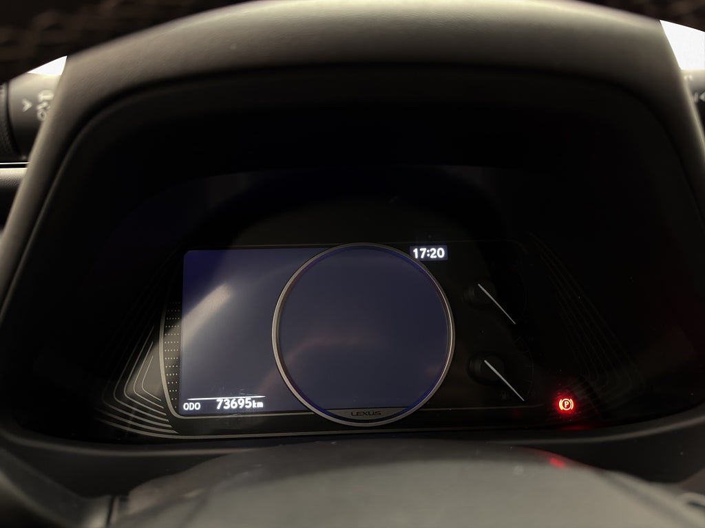 Vehicle Image 16