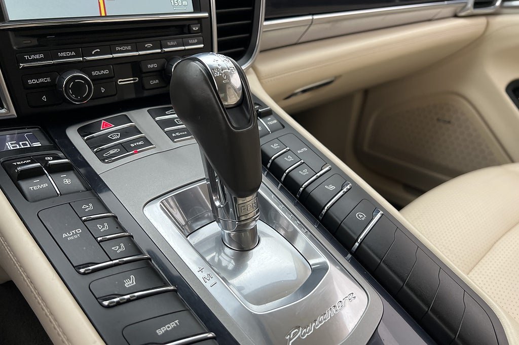 Vehicle Image 27