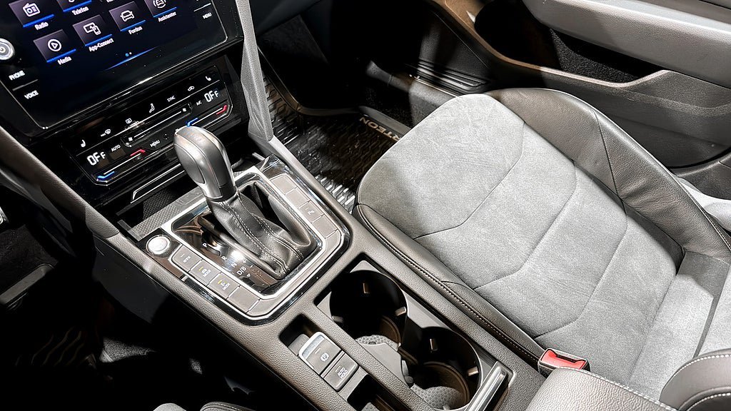 Vehicle Image 19