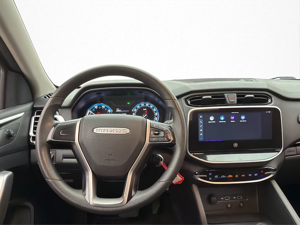 Vehicle Image 16