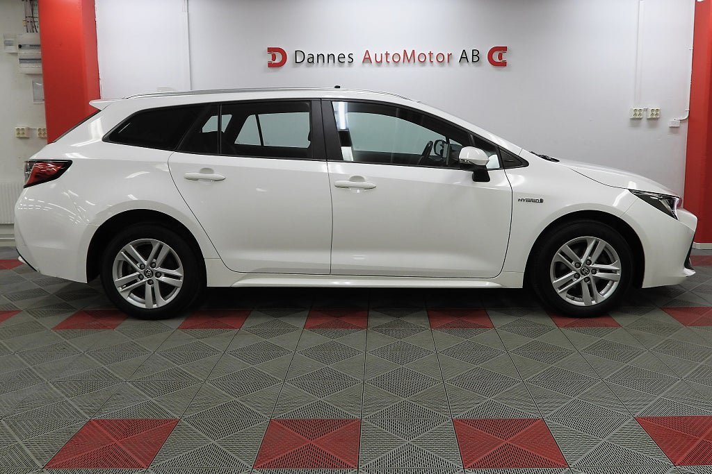 Vehicle Image 9