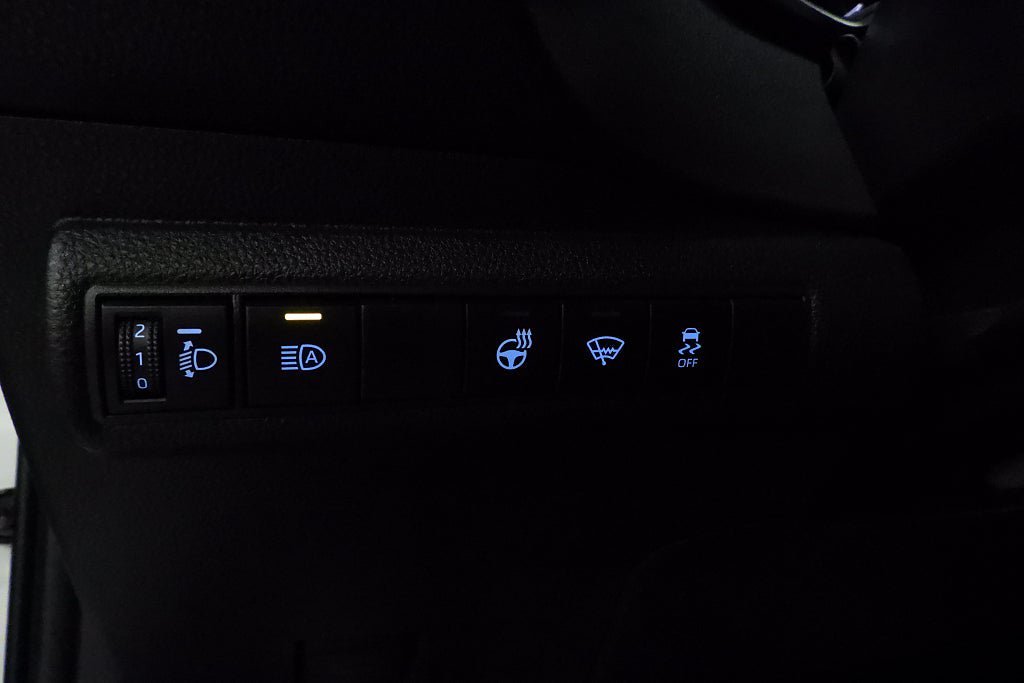 Vehicle Image 22