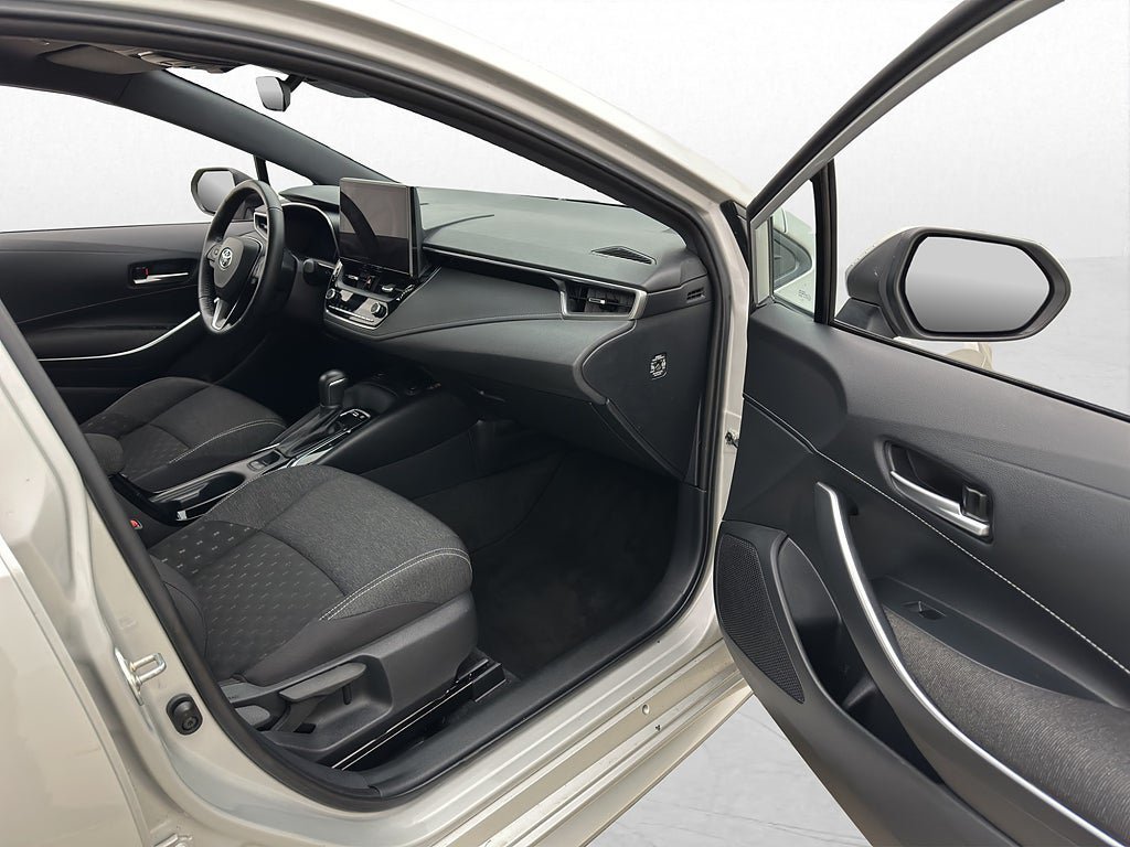 Vehicle Image 22
