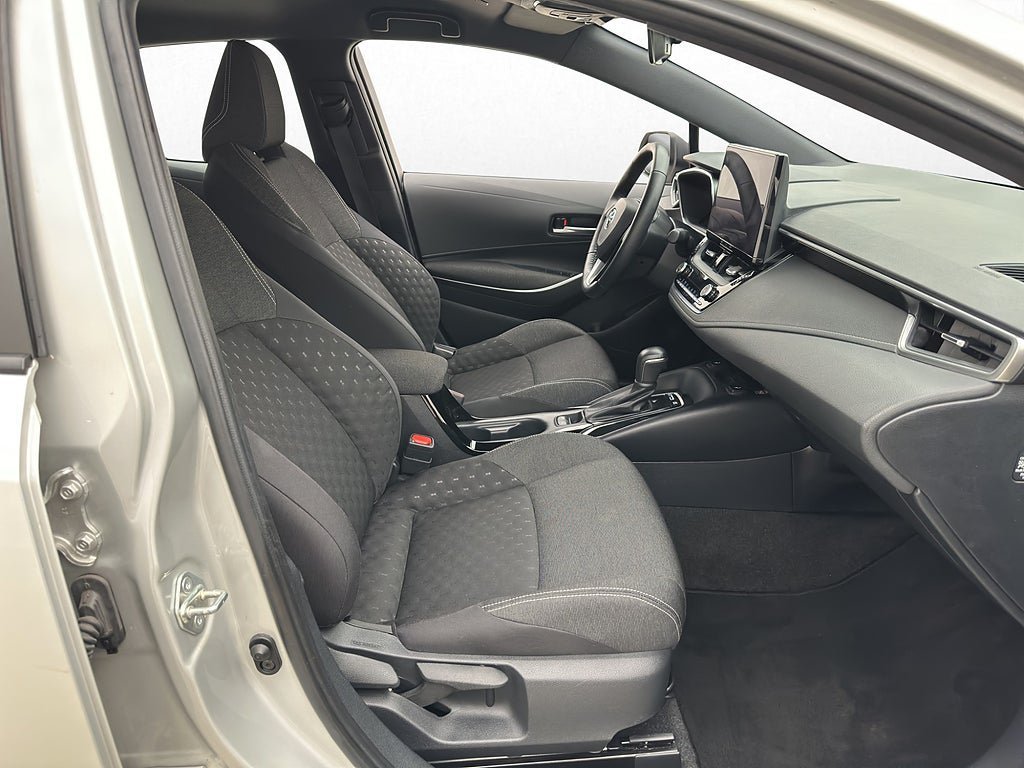 Vehicle Image 23
