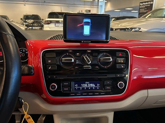Vehicle Image 21