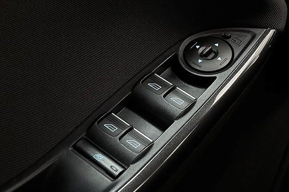 Vehicle Image 27