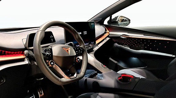 Vehicle Image 5