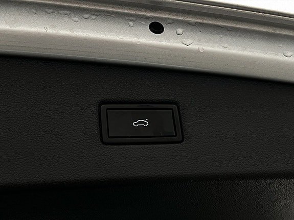 Vehicle Image 29