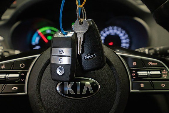 Vehicle Image 28