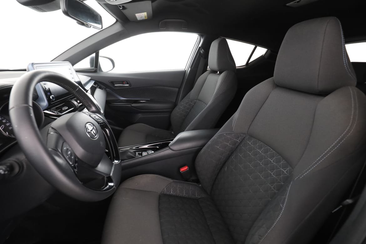 Vehicle Image 10