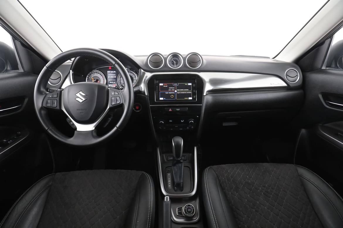 Vehicle Image 13