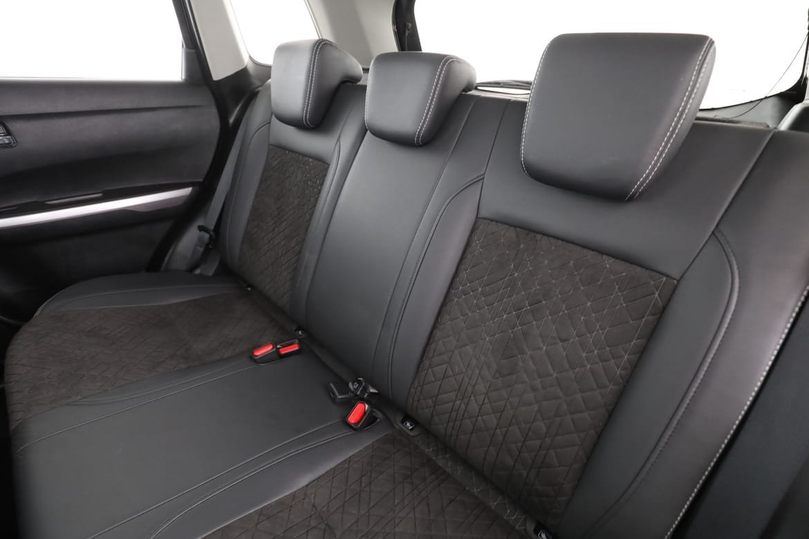 Vehicle Image 15