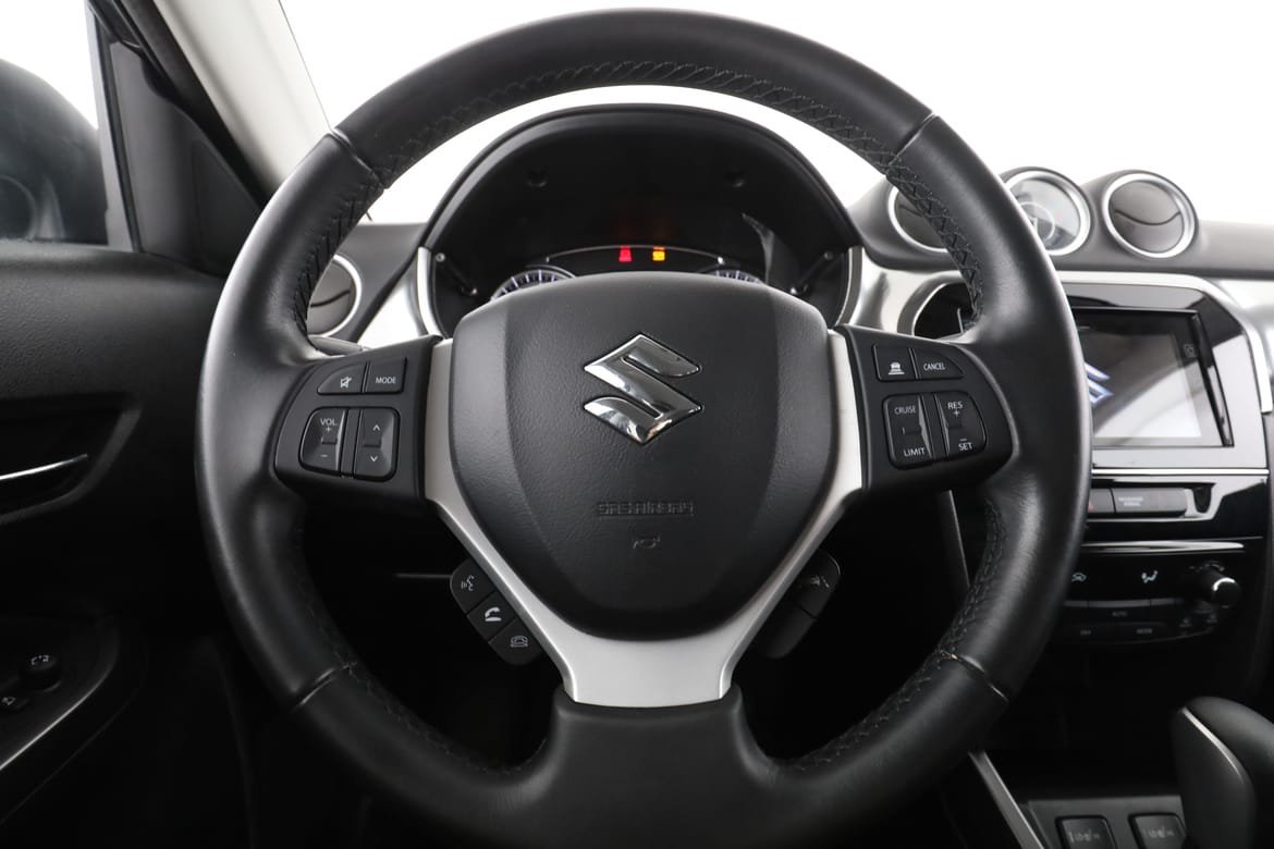Vehicle Image 19