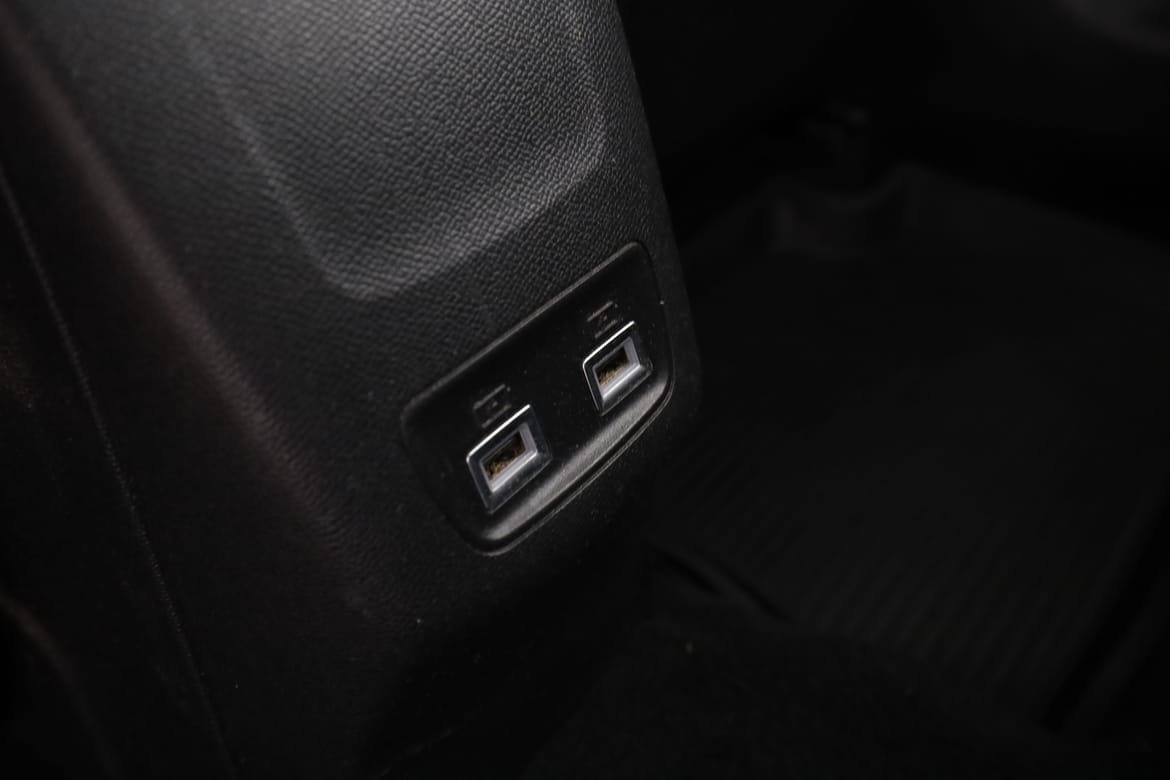 Vehicle Image 29