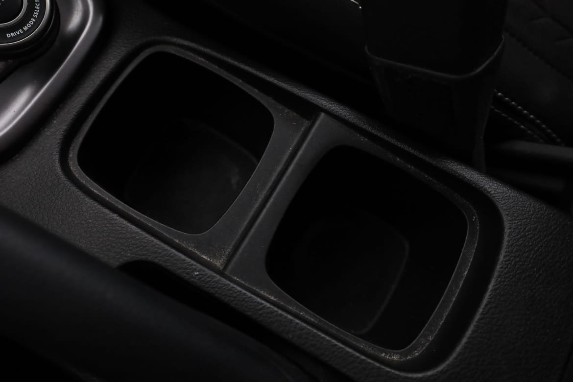 Vehicle Image 27