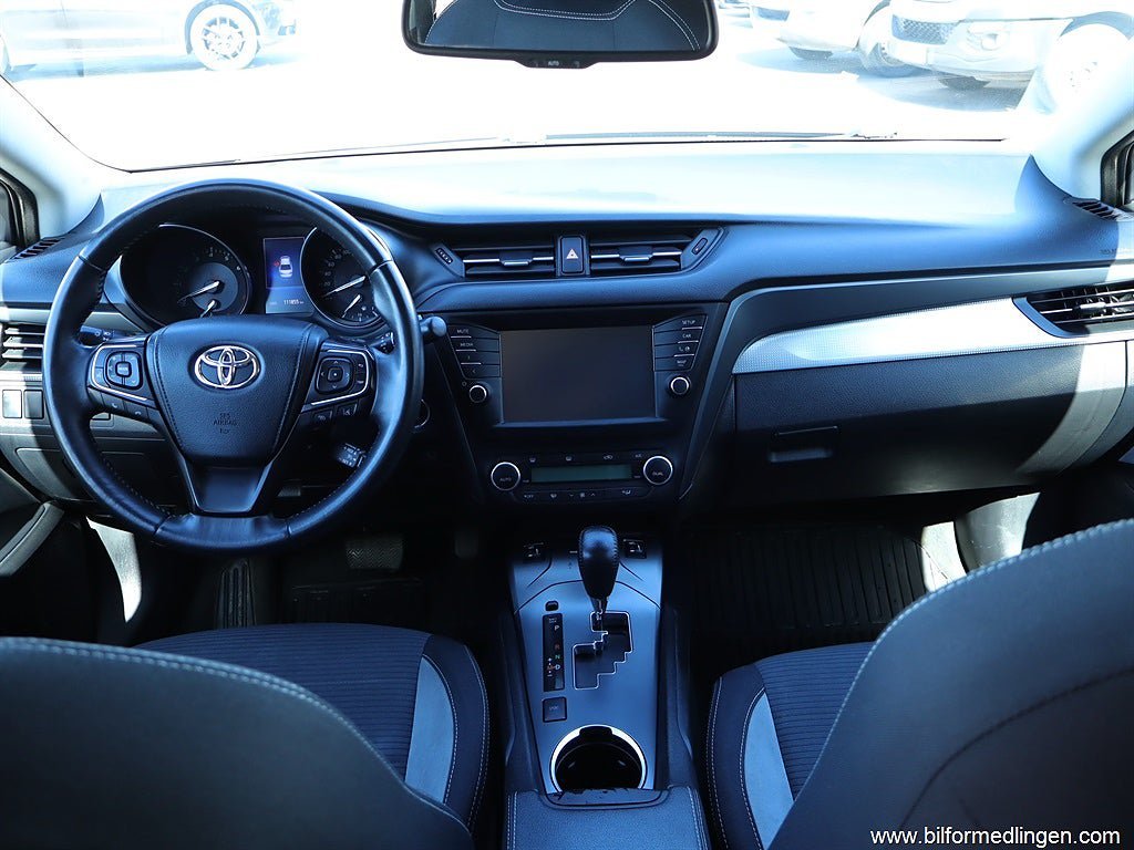 Vehicle Image 7