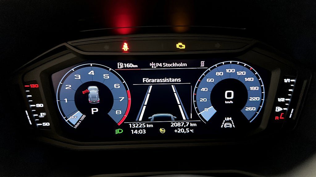 Vehicle Image 13