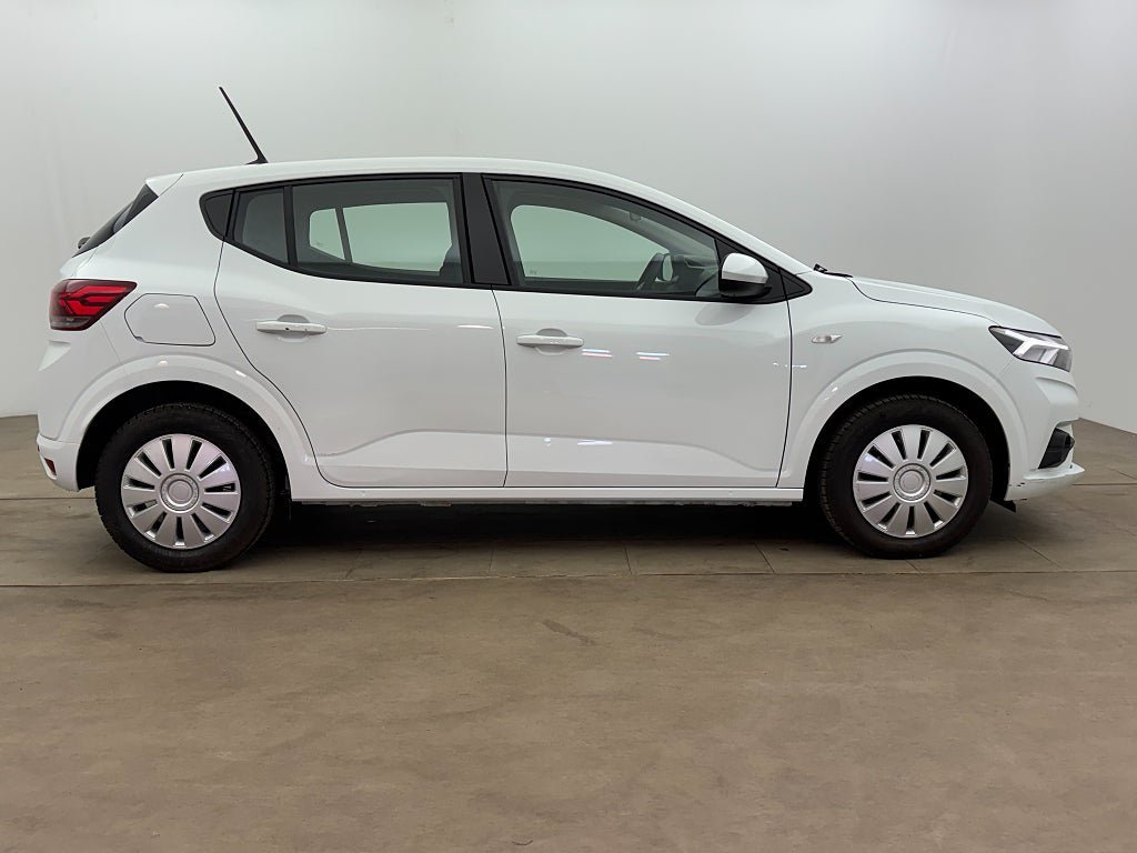 Vehicle Image 7