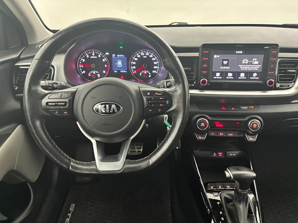 Vehicle Image 18