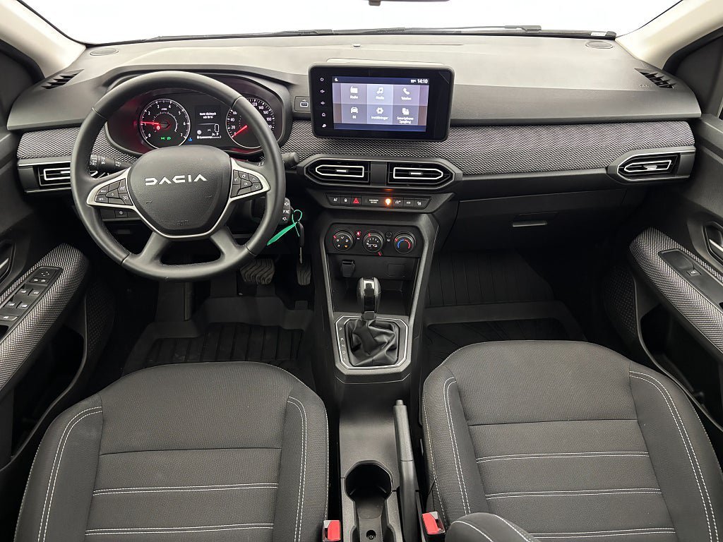Vehicle Image 17