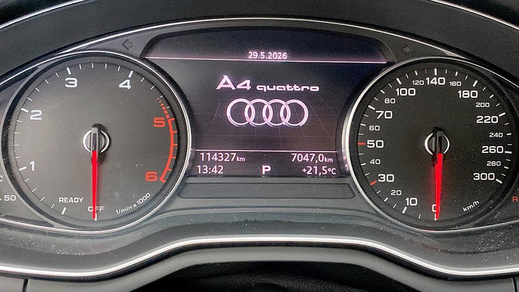 Vehicle Image 13