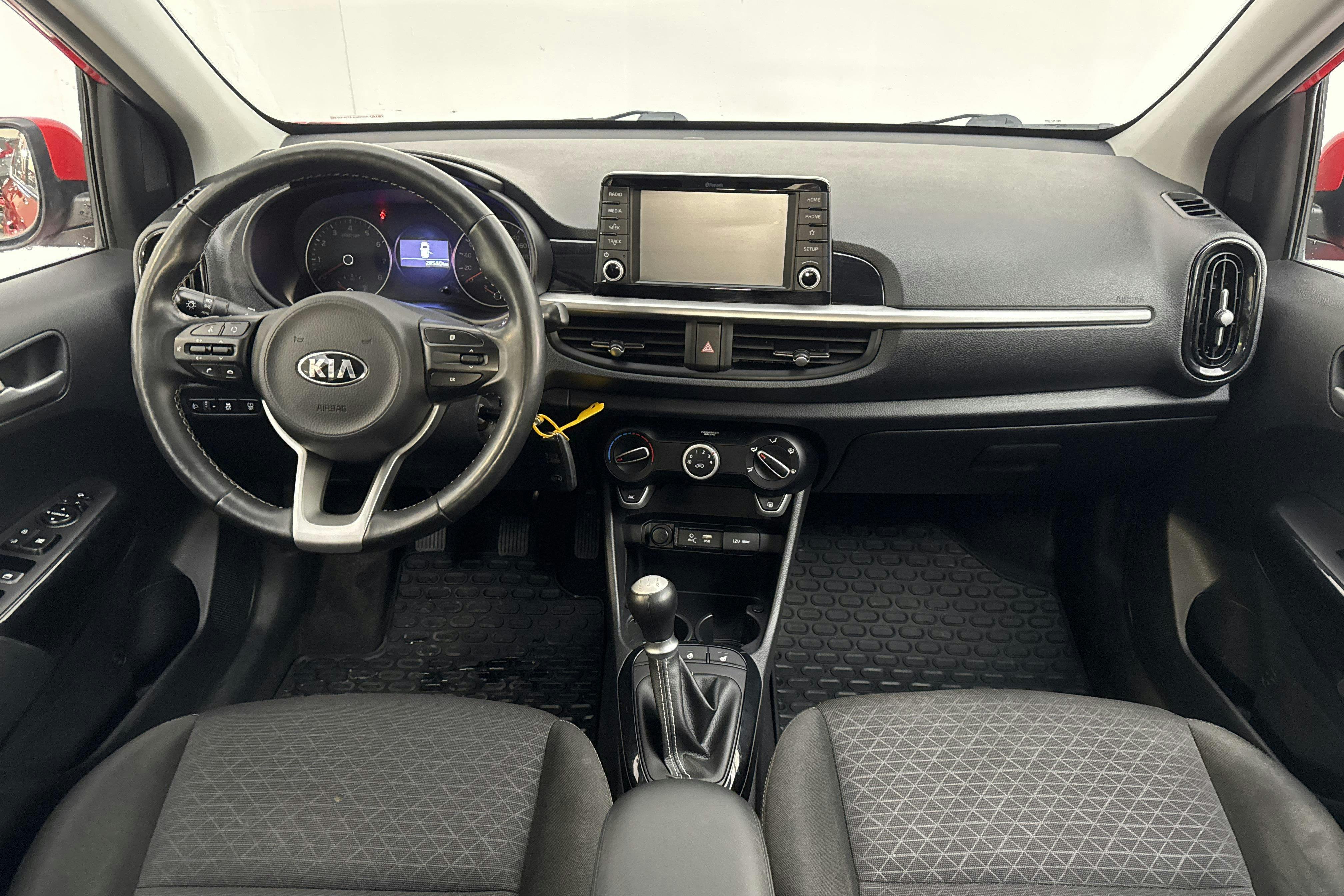 Vehicle Image 6