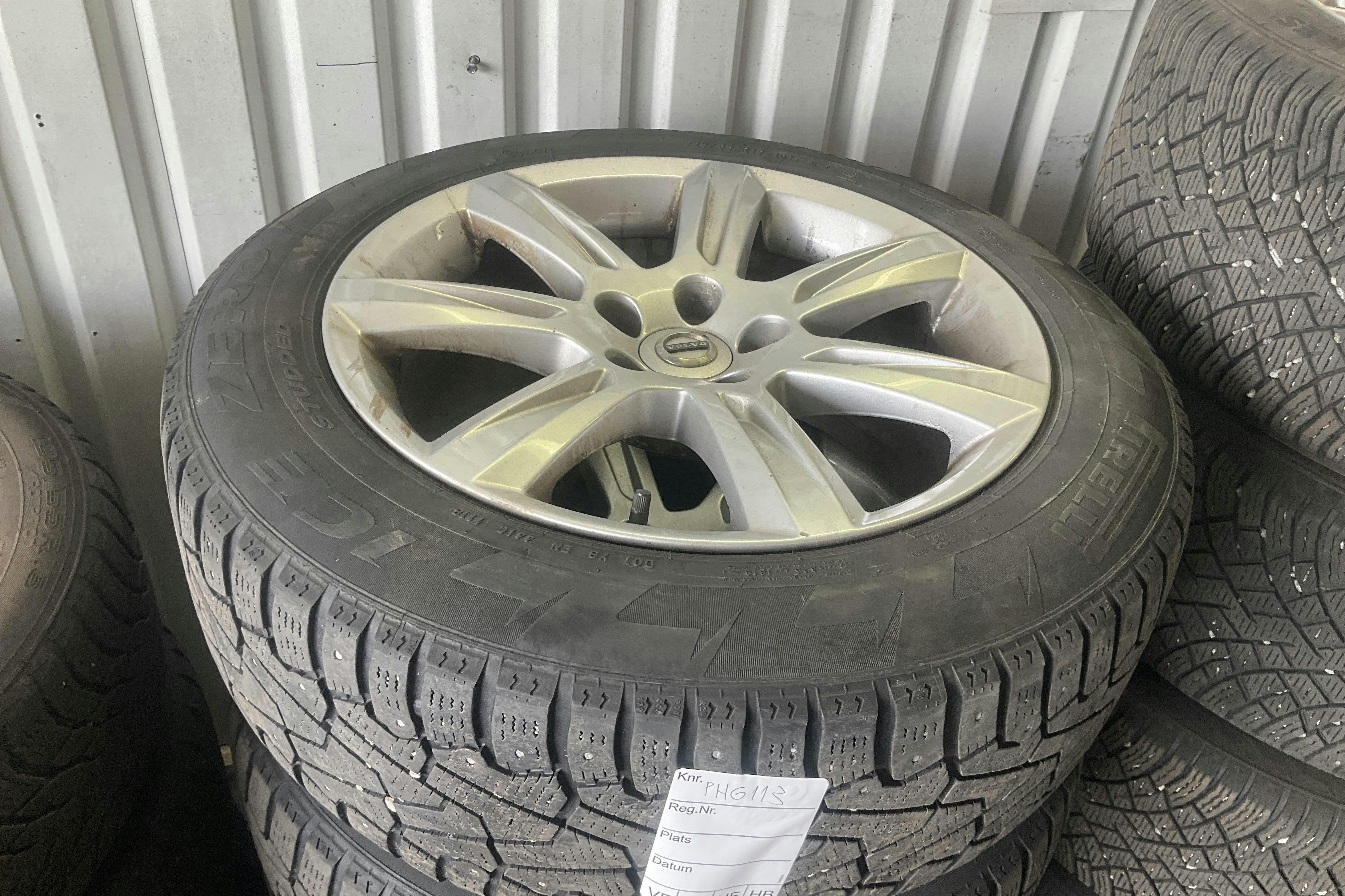 Vehicle Image 14